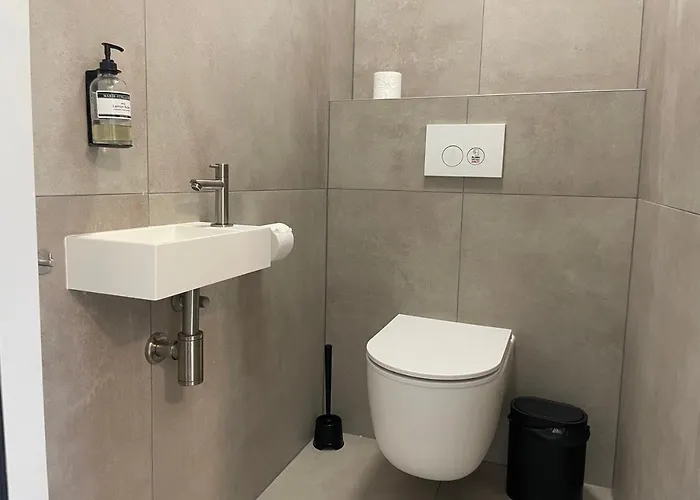 Дом отдыха New High-end W Wifi In Lovely And Safe Area